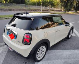 mini 2015 Euro 6 benzina OK neopatentati