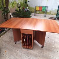 tavolo richiudibile salva spazio