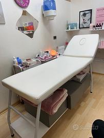 Lettino massaggi /trattamenti estetici