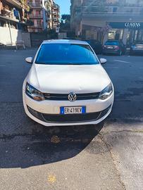 VOLKSWAGEN POLO 5A SERIE 1.6 Confortline BiFuel