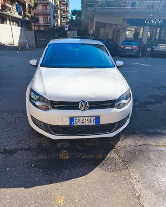 VOLKSWAGEN POLO 5A SERIE 1.6 Confortline BiFuel