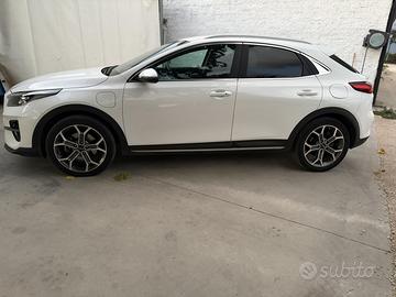 Kia xceed plag-in benzina hybrida elettrica