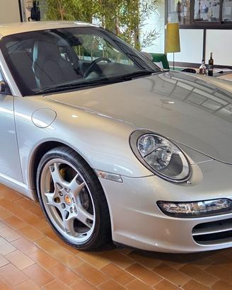 997 911 Porsche Carrera S Coupé Book service ASI c