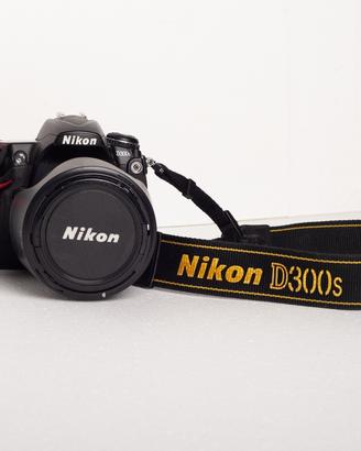 NIKON D300S + 18-200 VR