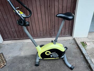 Cyclette con cardiofrequenzinetro