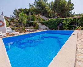 Villa con piscina in salento vista mare