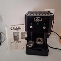 macchina da caffè per cialde e caffè macinato 
