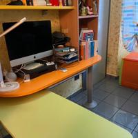 Scrivania Colombini con piano estraibile