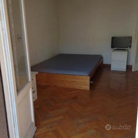Stanza zona nomentano valli