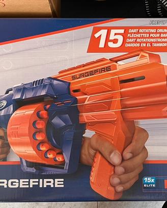 Fucile Nerf, modello “Surgefire”.