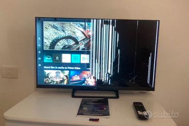 SMART TV HD 32" = LED ROTTO