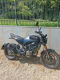 Husqvarna Svartpilen 125