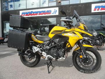 BENELLI TRK 502 X TRK 502 X