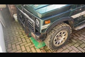 Suzuki samurai  1.300 cc 1987 tetto alto