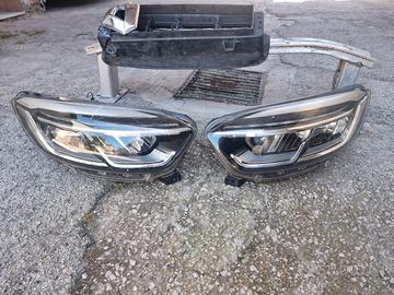 fari full led renault captur  sinistrati 