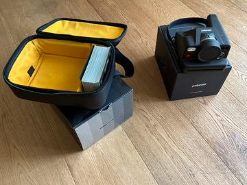 Polaroid I2