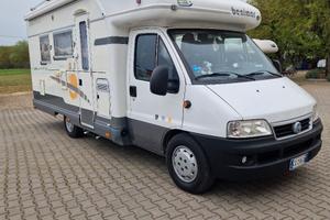 camper semintegrale benimar su ducato 2.8