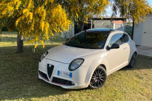 Alfa Romeo mito quadrifoglio