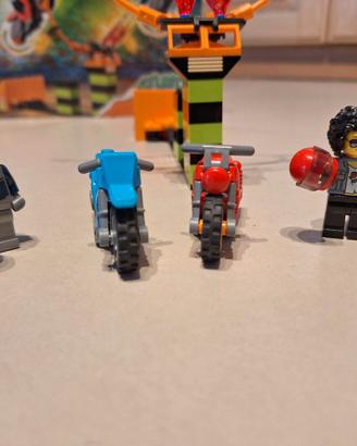 Titolo: LEGO City 60299 - Competizione Acrobatica
