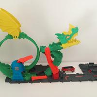 pista hot wheels drago con macchinina