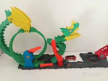 pista hot wheels drago con macchinina