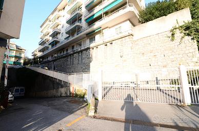 Mansarda, contesto privato, posto auto condominial