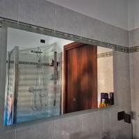 Specchio da bagno con  Bluetooth