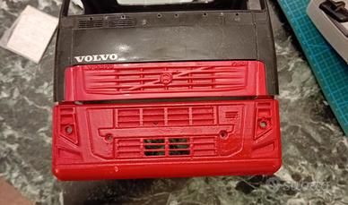 Tamiya Volvo FH 12 in FH16 kit restyling