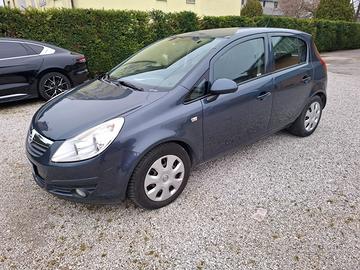 Opel Corsa 1,2 2 008 – 168.000 km Neopatentati