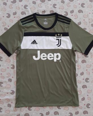 Maglie e pantaloncini JUVENTUS