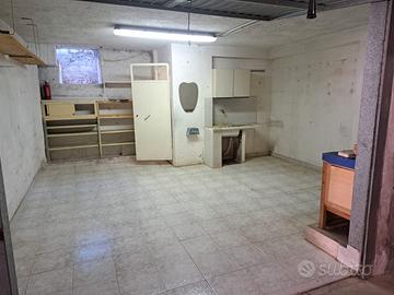 Ampio Box Viale America