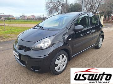 Toyota Aygo 1.0 VVT-i 5 porte Active 2012