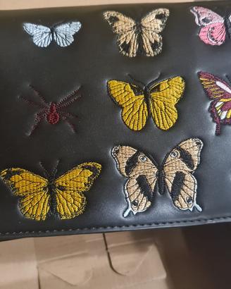 Pochette donna ZARA nera con farfalle