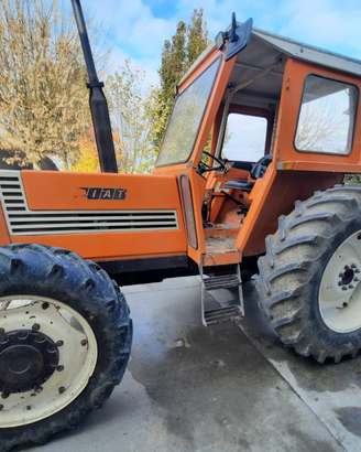 Trattore fiat 880 dt