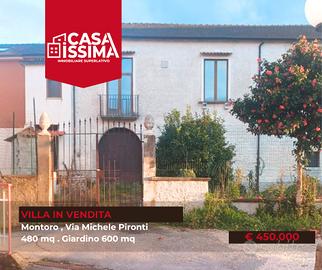 Montoro villa con giardino di 600 mq