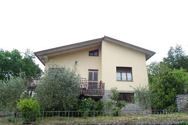 Villa a Bibbiena, 5 locali