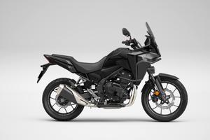 Honda NX 500 2026 E-CLUTCH