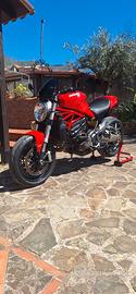 Ducati monster 821