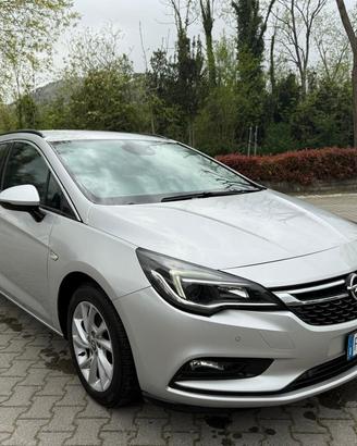 Opel Astra 1.6d 136CV automatica garanzia 2 ANNI