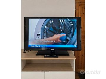 TV Samsung LED  32 pollici,