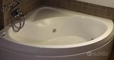 Vasca idromassaggio Jacuzzi