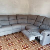 divano con due pedane alza piedi 