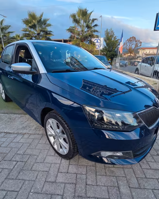 Skoda Fabia 1.0 MPI 60 CV Twin Color Design Editio