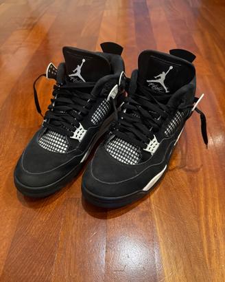 Jordan 4 Retro “White Thunder” 45