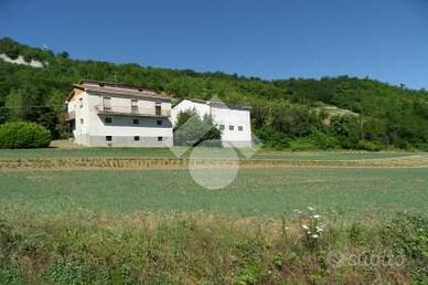 CASA INDIPENDENTE A PRASCO