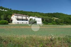 CASA INDIPENDENTE A PRASCO