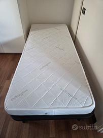 Letto 1 Piazza con Materasso a Doghe - Come Nuovo
