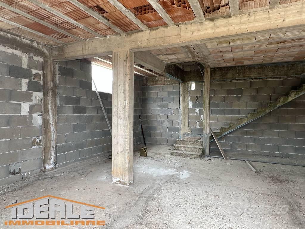 Rustico / Casale di 147 m² a Anzio - Vista 2