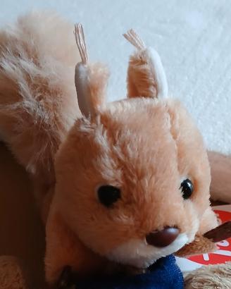 Scoiattolo peluche Trudi folta coda 