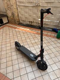 Monopattino Xiaomi Electric Scooter 5 Pro Black